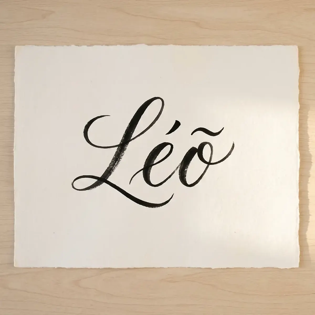 Le prénom Léo en calligraphie